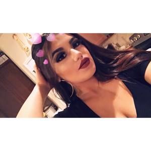 Meet your Posher, Ariana